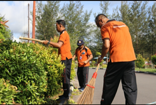 APEL JUM'AT PAGI 26 APRIL 2024 DAN DILANJUTKAN GIAT GOTONG ROYONG