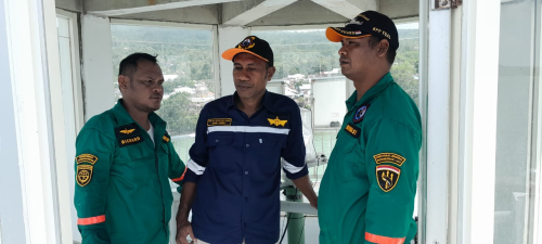 Perawatan Rambu Suar pada Alur Masuk Pelabuhan Elat