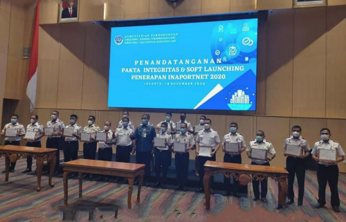 Penandatangan pakta integritas