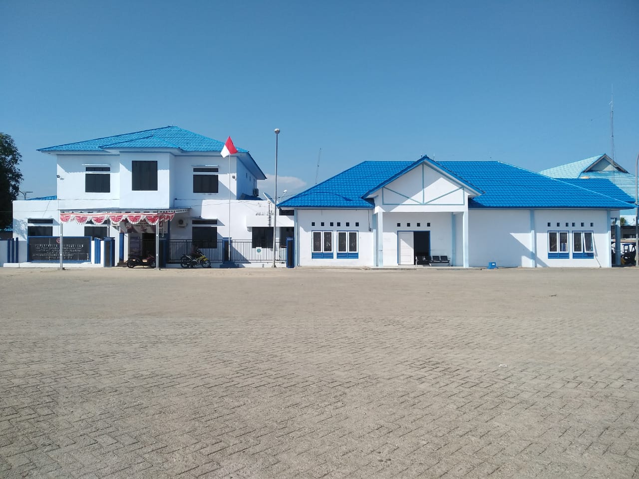 KANTOR UNIT PENYELENGGARA PELABUHAN