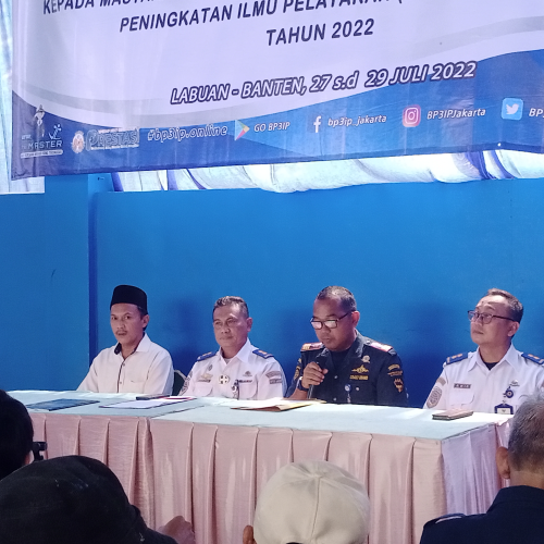 Kegiatan Sosialisao di Kantor UPP Kelas III Labuhan