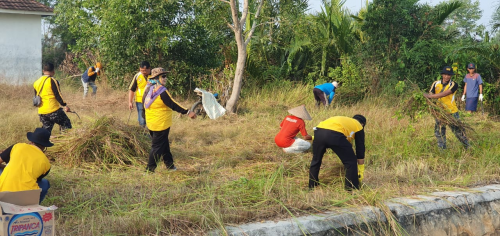 Dokumentasi Gerak Bersih Laut dan Pantai